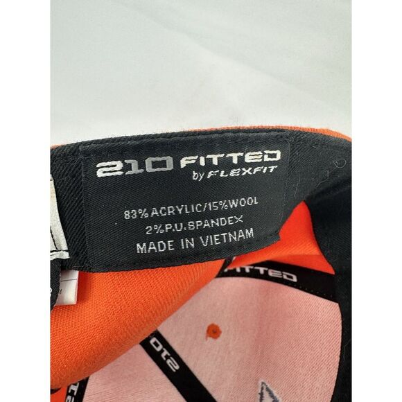 Adidas Flex Fit Hat 210 Fitted Flexfit 7 1/4 - 7 5/8 Orange‎ And Gray Cap Logo - Picture 9 of 10